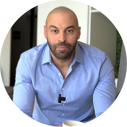 Emad, the designer, main Photo displayed here